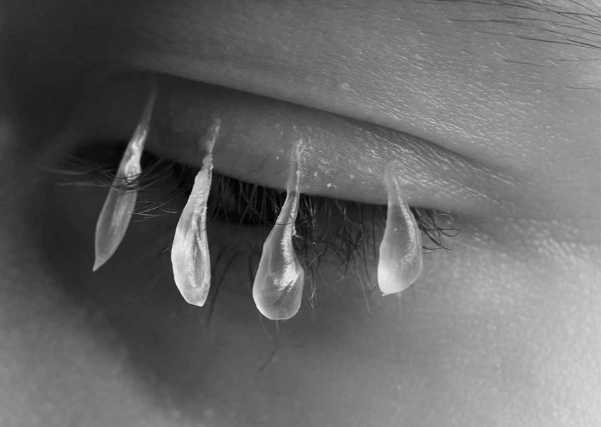 Non-Technological Devices, Chloé Azzopardi